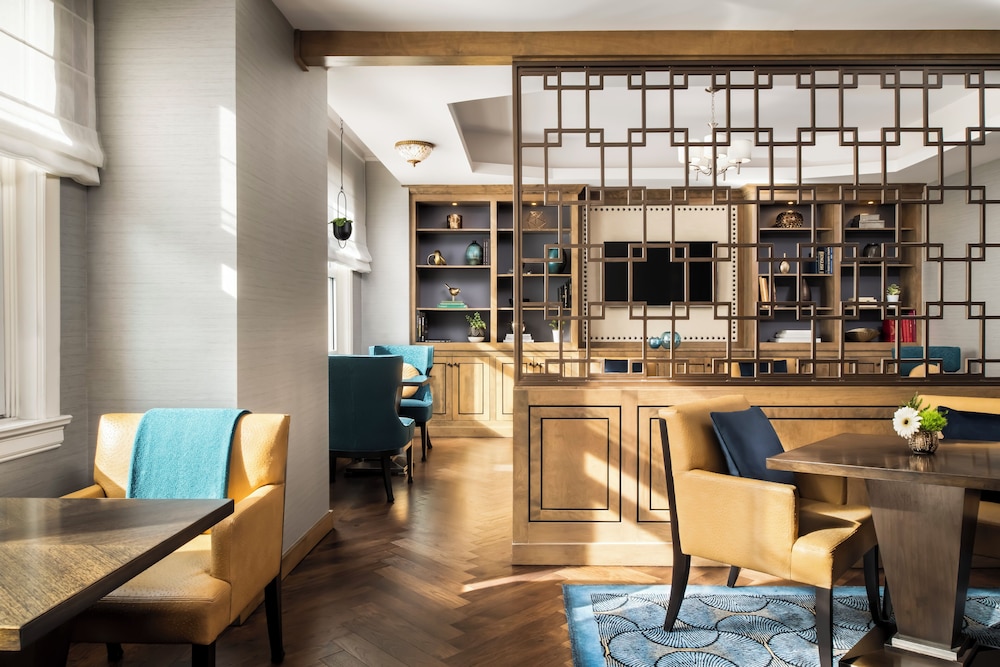 Fairmont Chateau Laurier Gold Experience 14/24