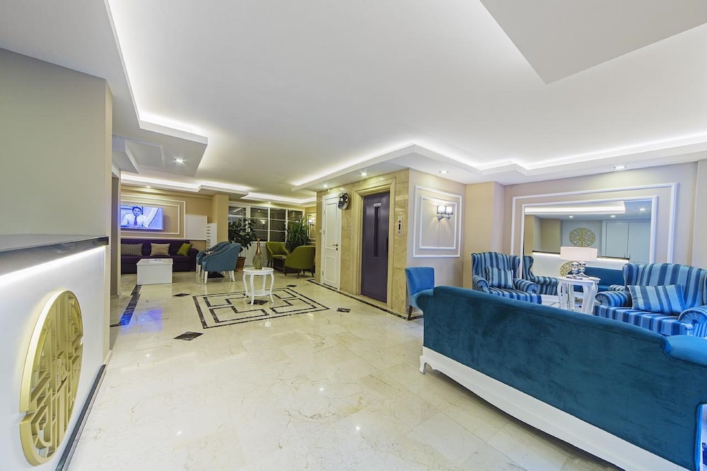 Pera Arya Hotel 41/71