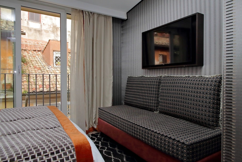 Helmirage Piazza Di Spagna Suite 28/50