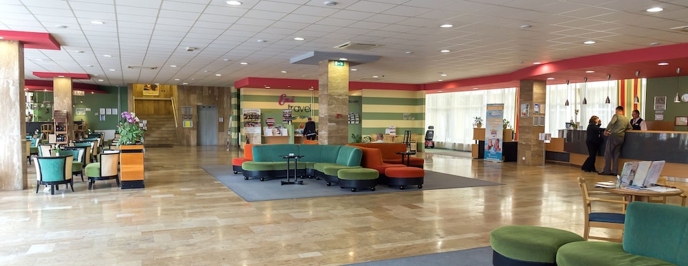 HUNGUEST HOTEL HELIOS 10/56