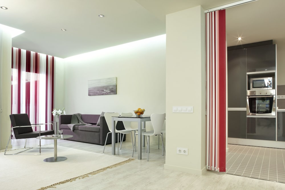 limehome Barcelona Rector Triado 11/66
