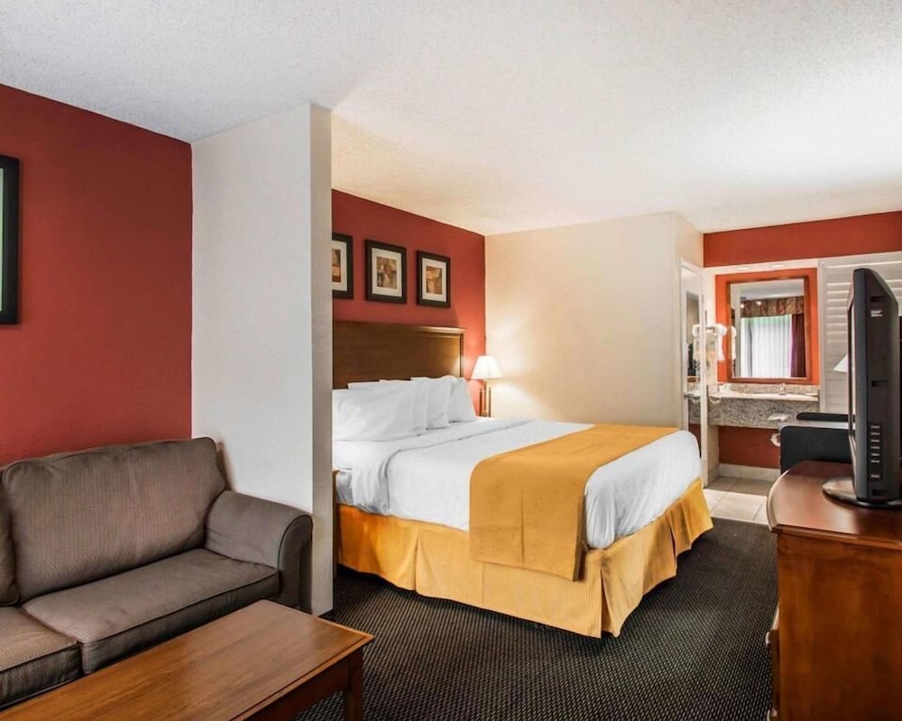 Boca Suites Deerfield Beach, SureStay Collection by Best Western FL 22/43
