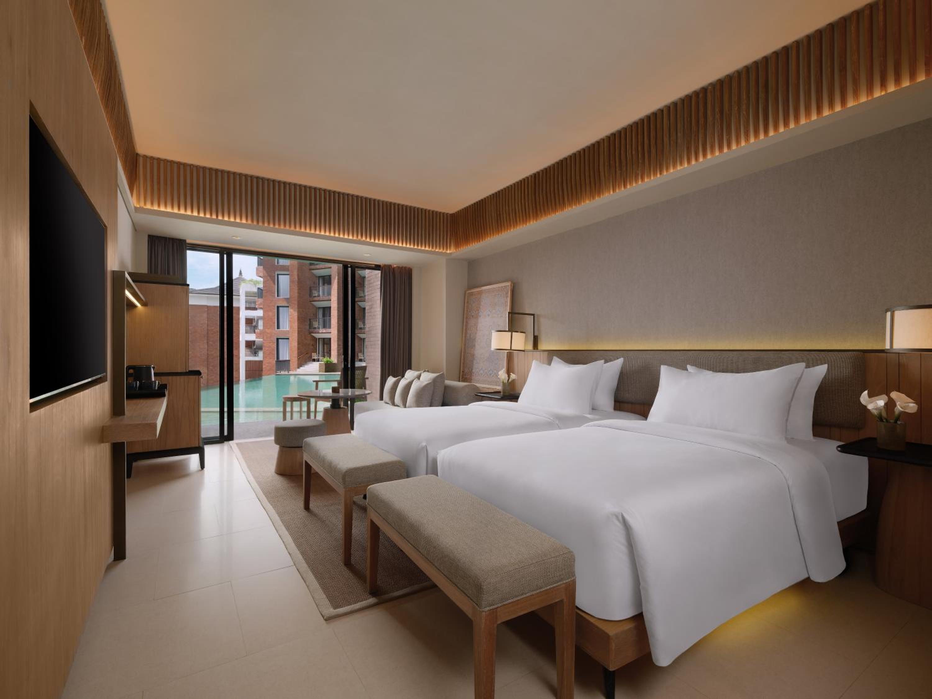 SUPERIOR, TWIN BEDS, POOL VIEW, BALCONY