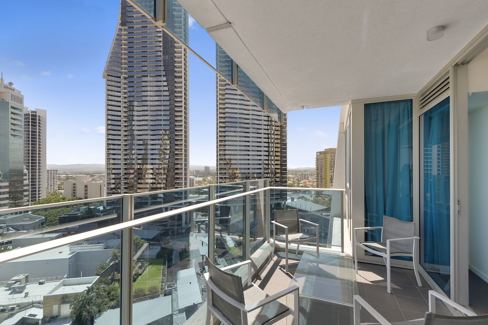 H Residences - We Accommodate 34/40