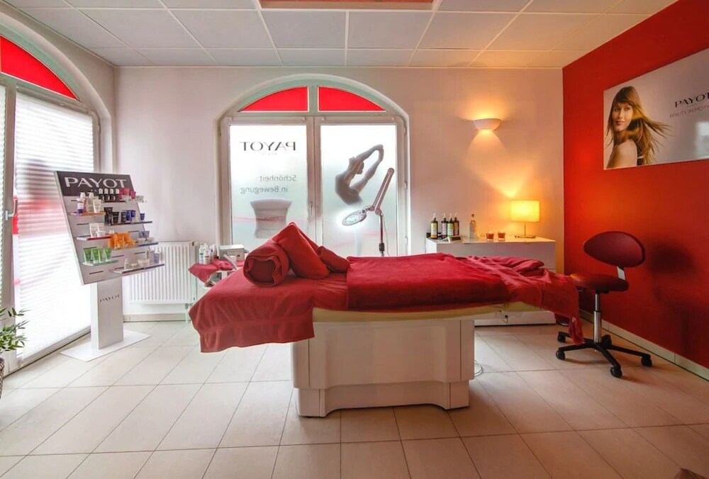 Hotel Residenz Waldkrone Kuehlungsborn 33/35
