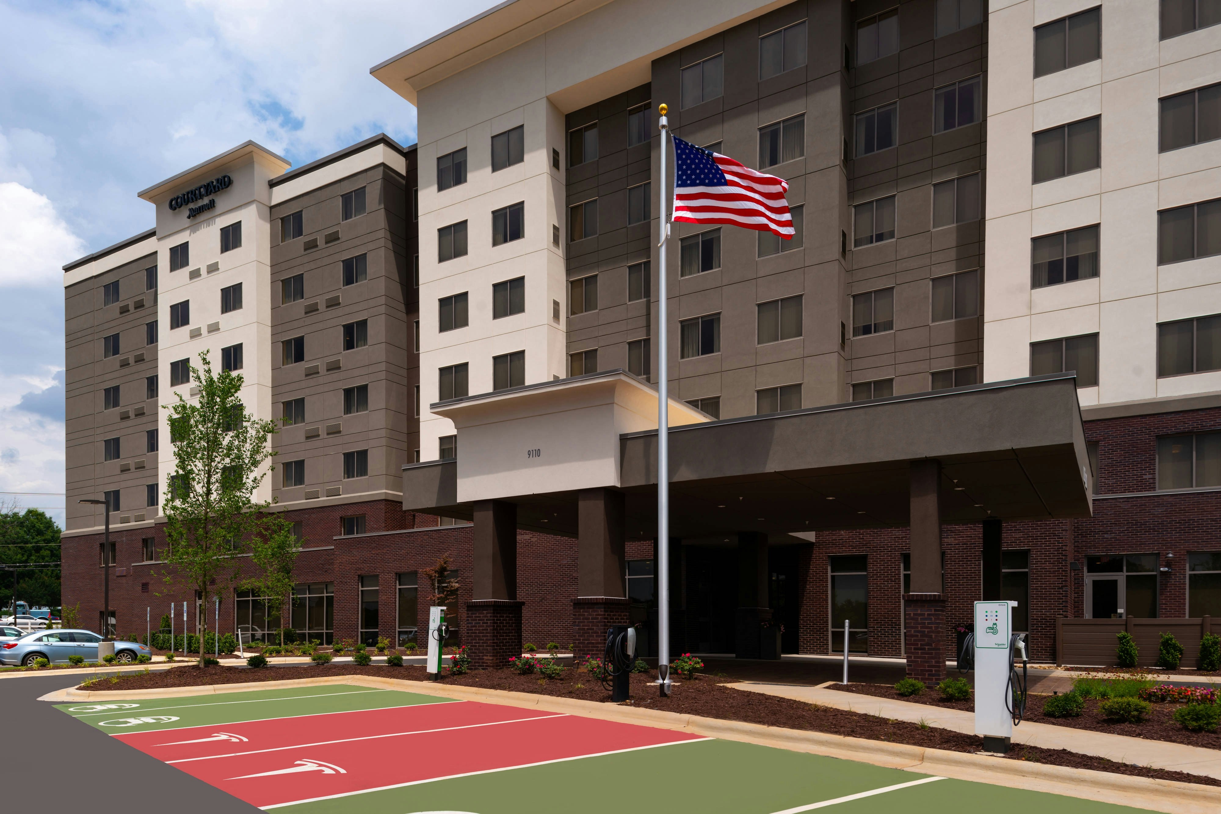 Residence Inn By Marriott Charlotte Northlake 43/45