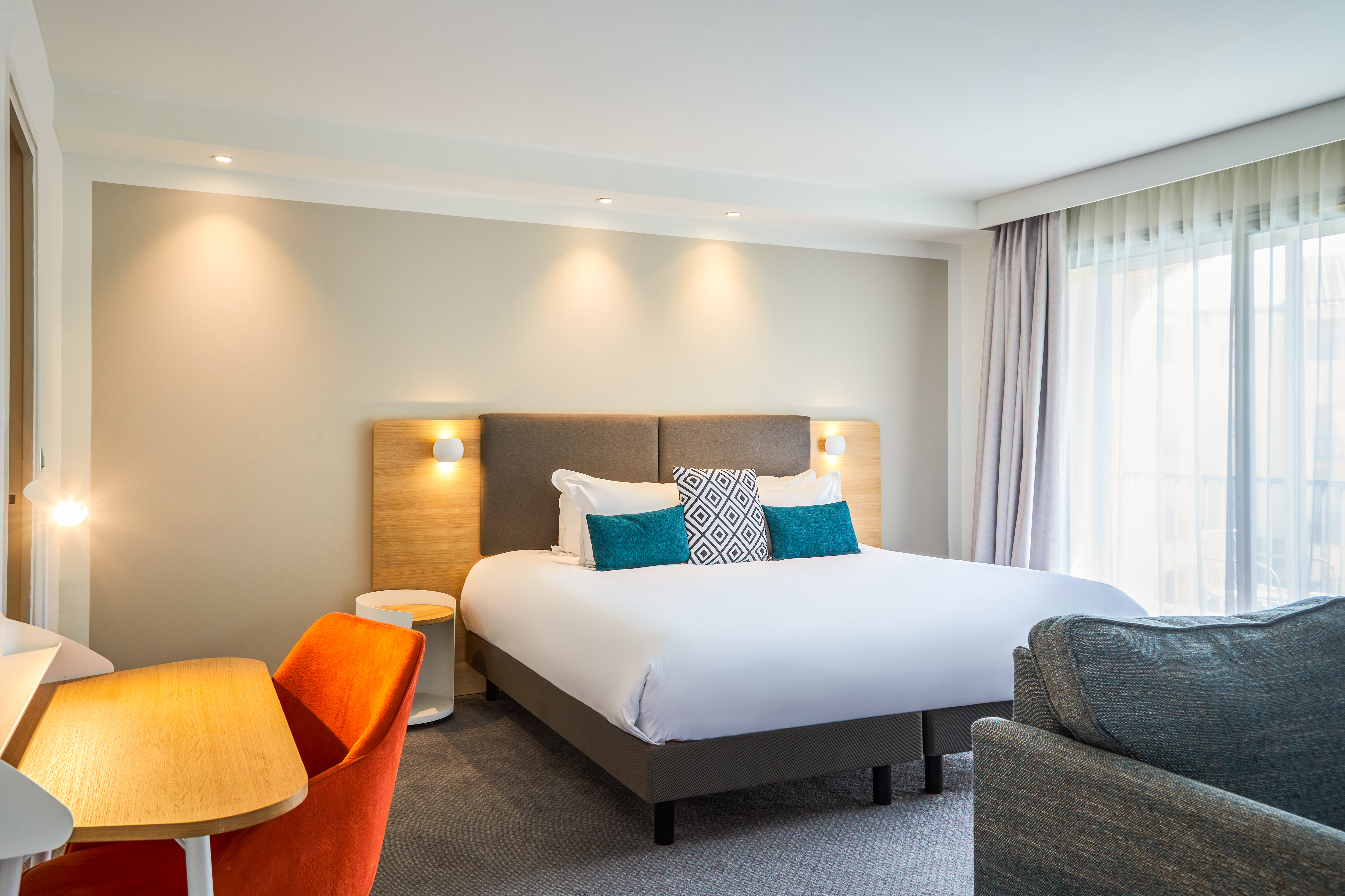 Holiday Inn Perpignan 23/75