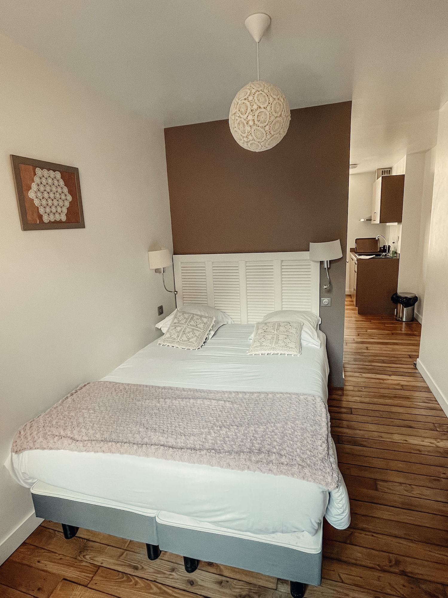 COMFORT, STUDIO, DOUBLE BED