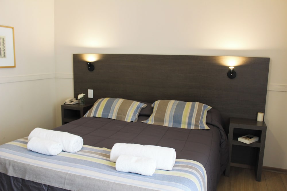 ABRIL HOTEL BOUTIQUE 12/41