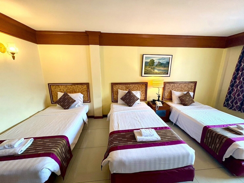Camelot Hotel Pattaya 15/50