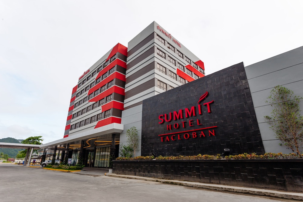 Summit Hotel Tacloban 55/63