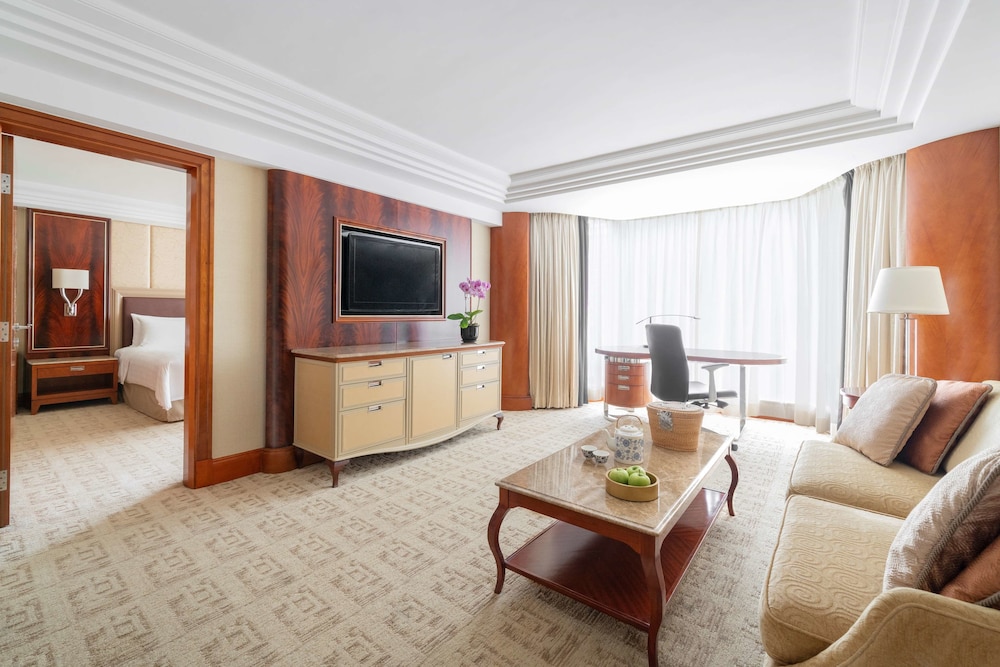 Kowloon Shangri-La Hong Kong 37/69