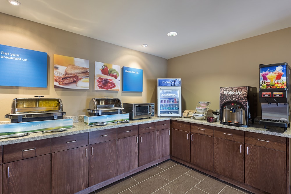 Comfort Inn & Suites Zachary, LA 17/41