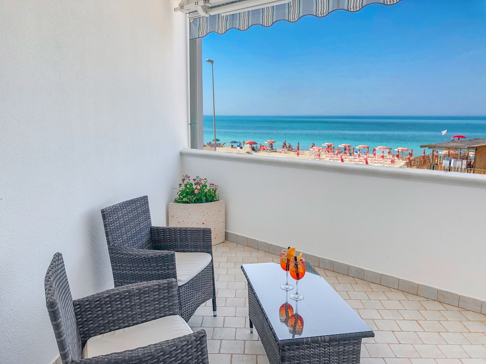 Hotel I Colori Del Mare 13/73