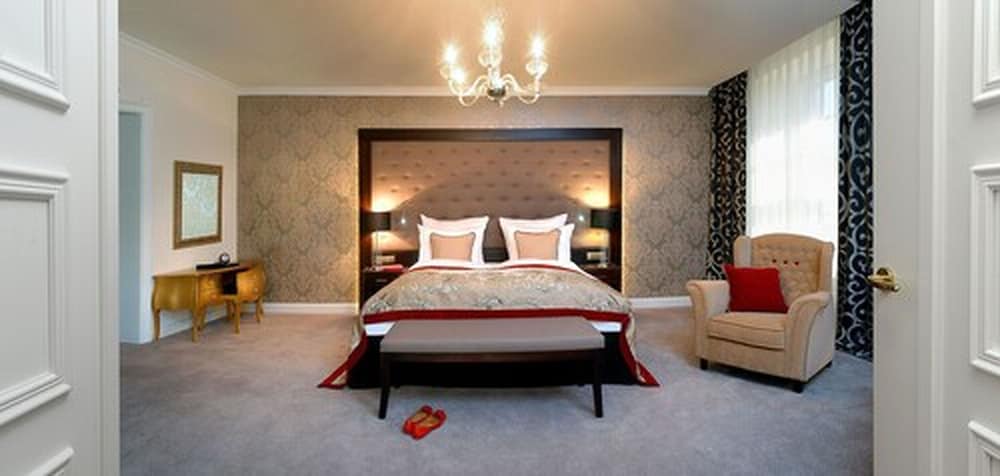 Romantik Hotel Burgkeller & Residenz Kerstinghaus 12/50
