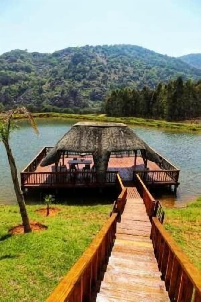 Emahlathini Guest Farm 41/49