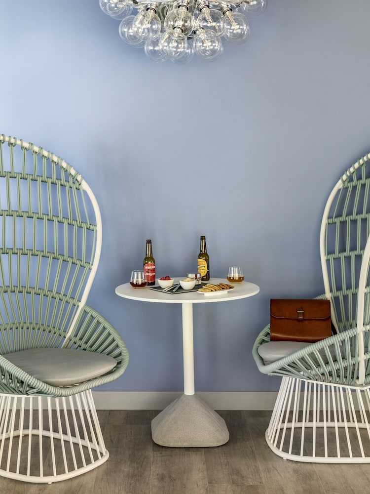 Lobby at Okko Hotels Toulon Centre, TOULON