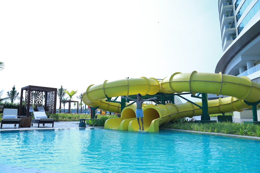 GRAND HYATT KOCHI BOLGATTY 64/71