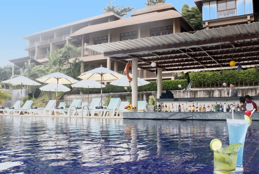 Karon Phunaka Resort 43/49