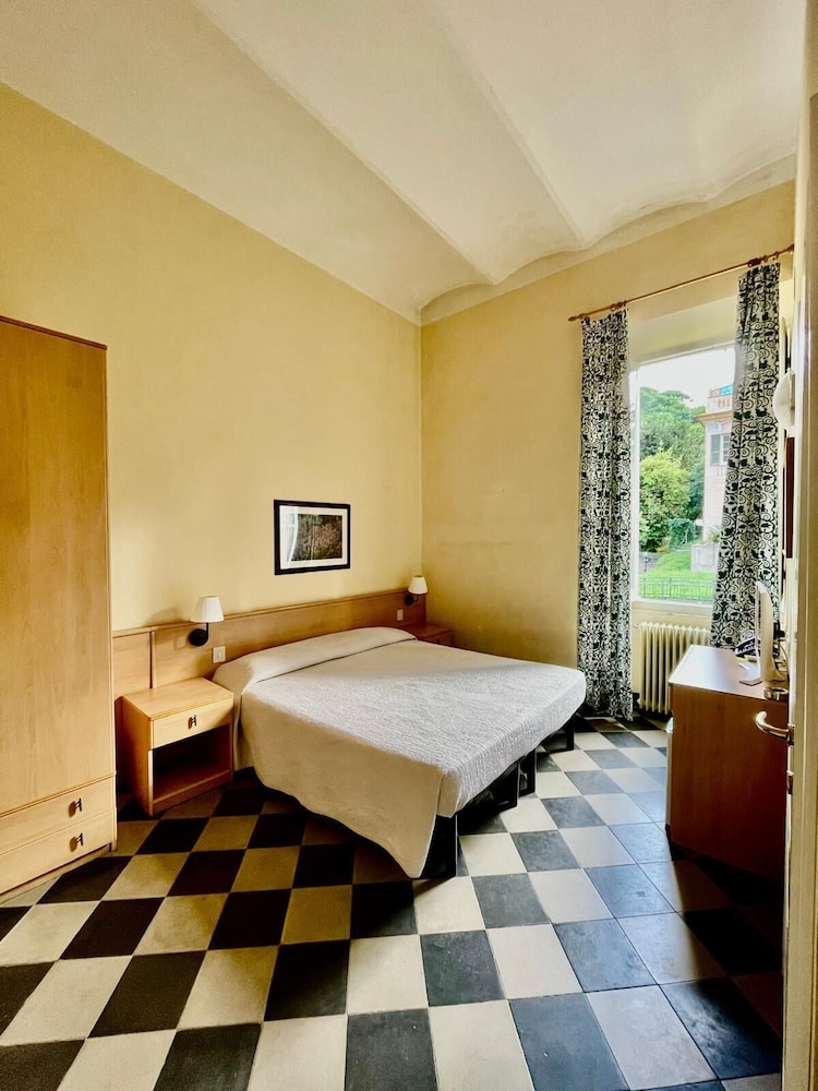 Hotel Florenz 5/34