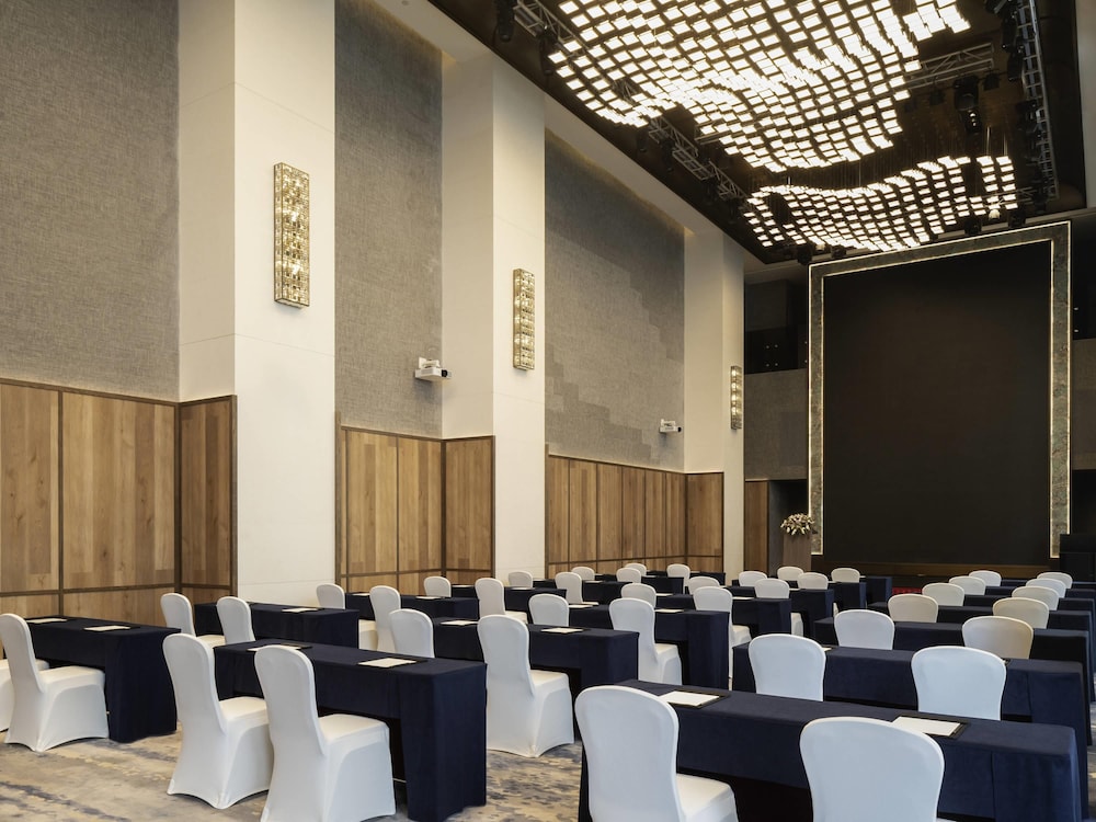Sofitel Haikou Hotel 39/48
