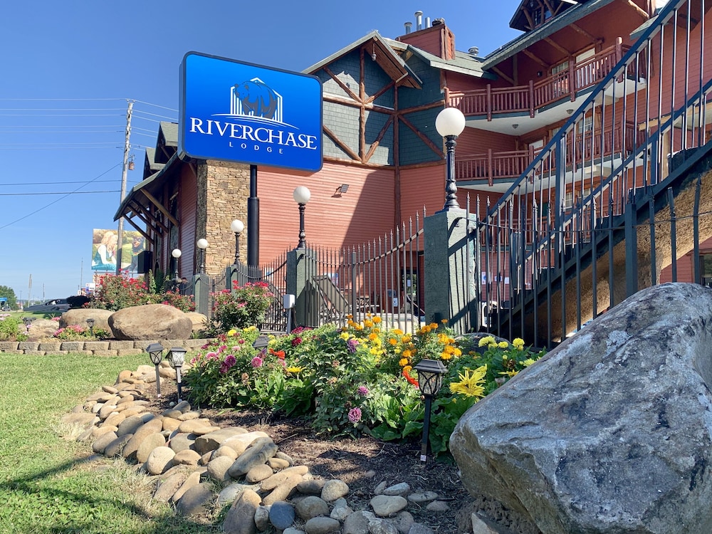 Riverchase Lodge 23/31