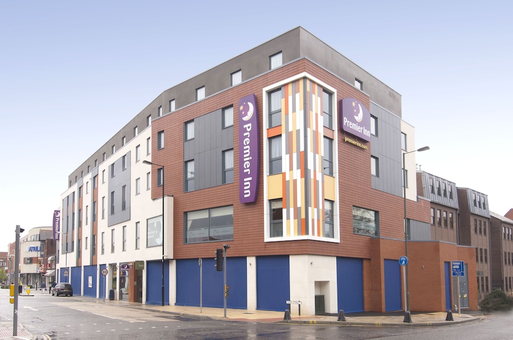 Premier Inn Camberley in CAMBERLEY