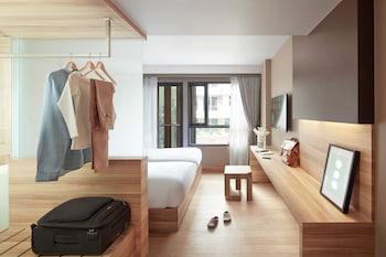 Happiness, Type B, Double Bed