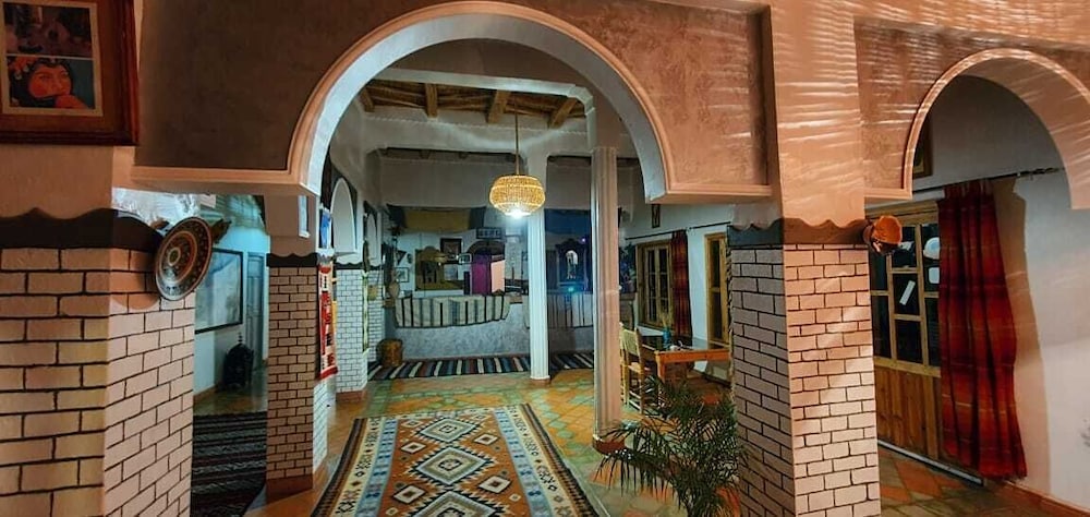 Auberge Miguirne chez Ali 30/46