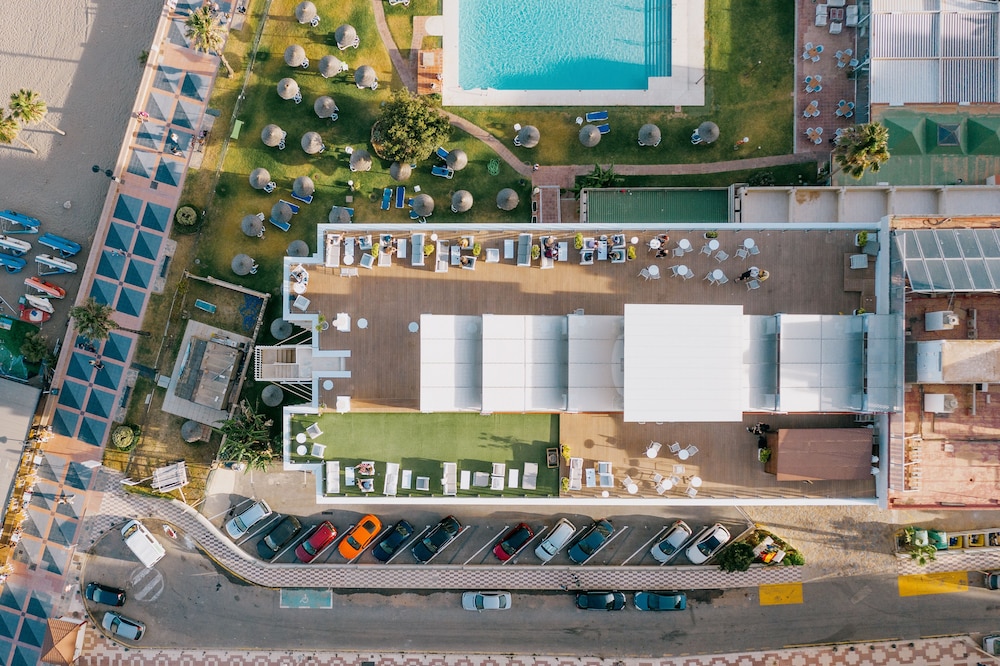 La Barracuda Hotel 5/58