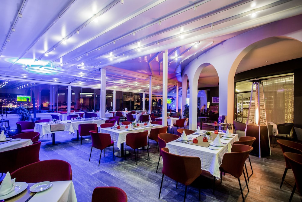 Fredj Hotel And Spa 34/48