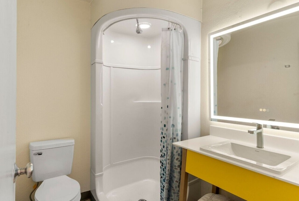 Days Inn by Wyndham Wheat Ridge/Denver West 38/44