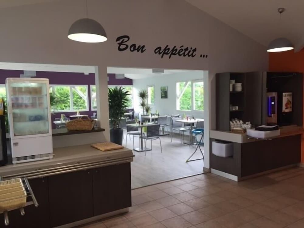 B Hotel Troyes Aeroport 31/50