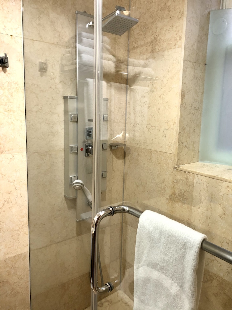 The Eldon Luxury Suites 51/51