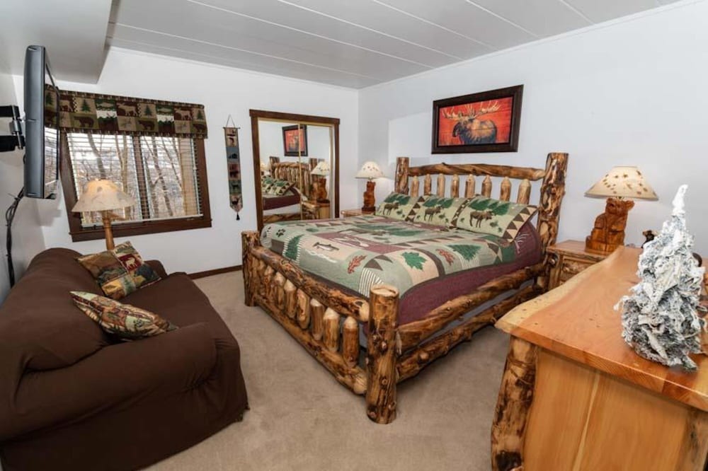 1 Bedroom, Mountain, Deluxe, Villa, King Bed, Sofa