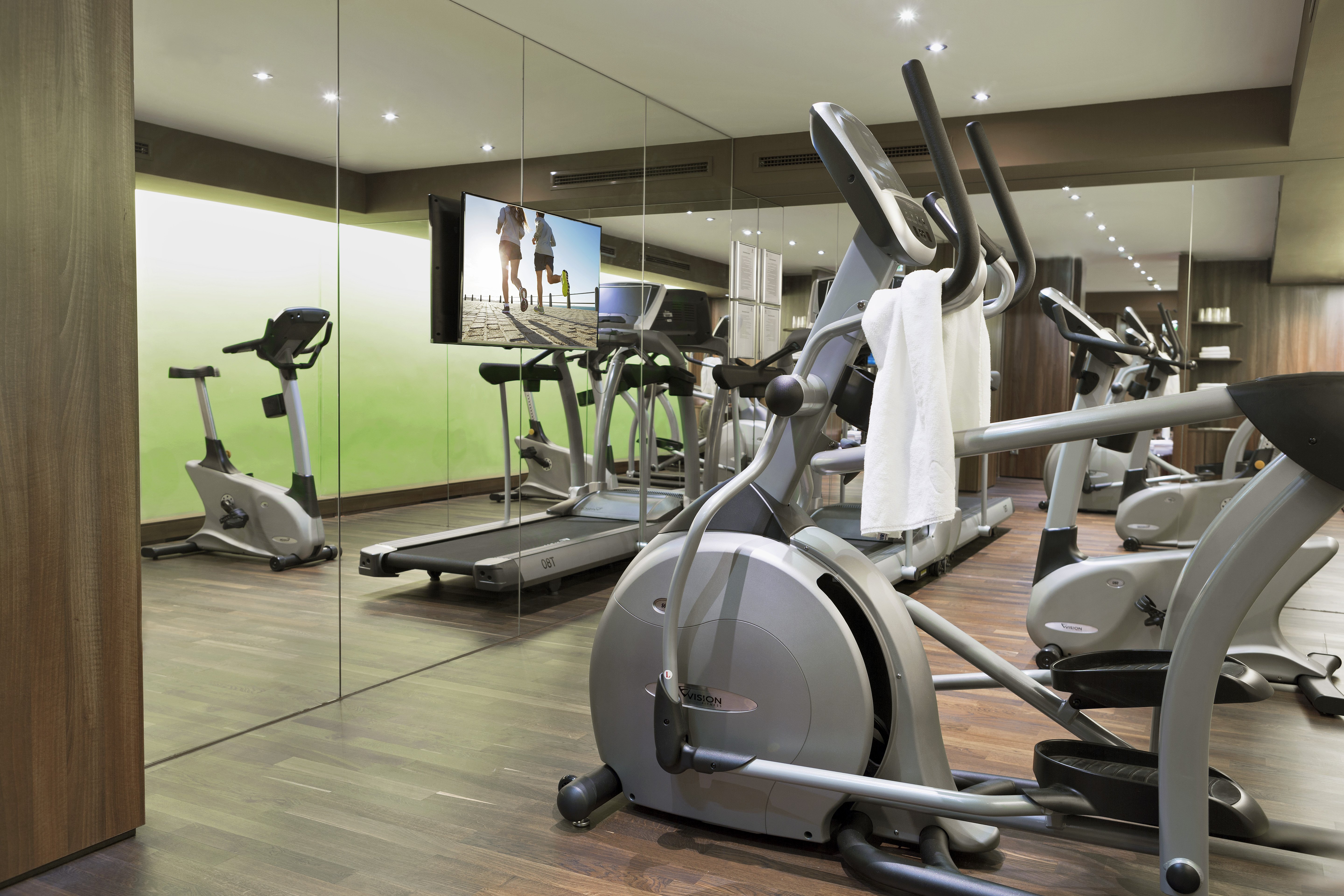 HOLIDAY INN VIENNA CITY 37/74