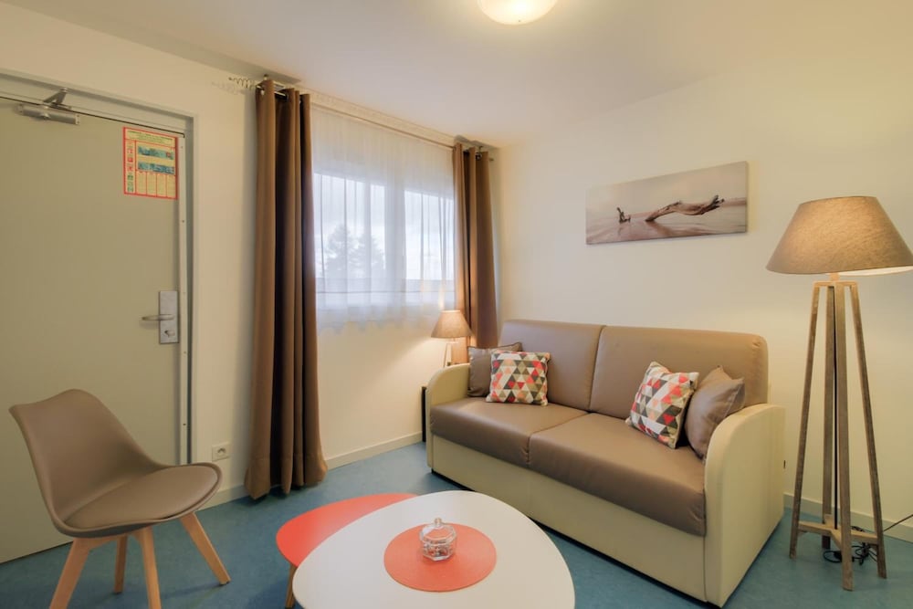 Brit Hotel Hermes 16/42