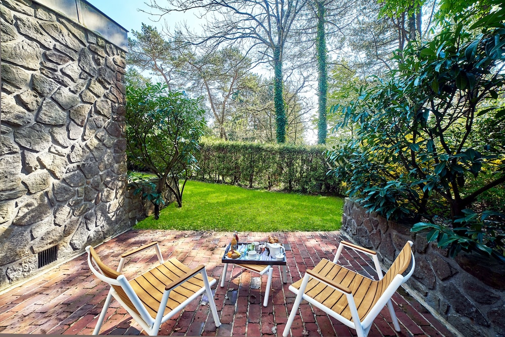 Manoir Hotel 45/50