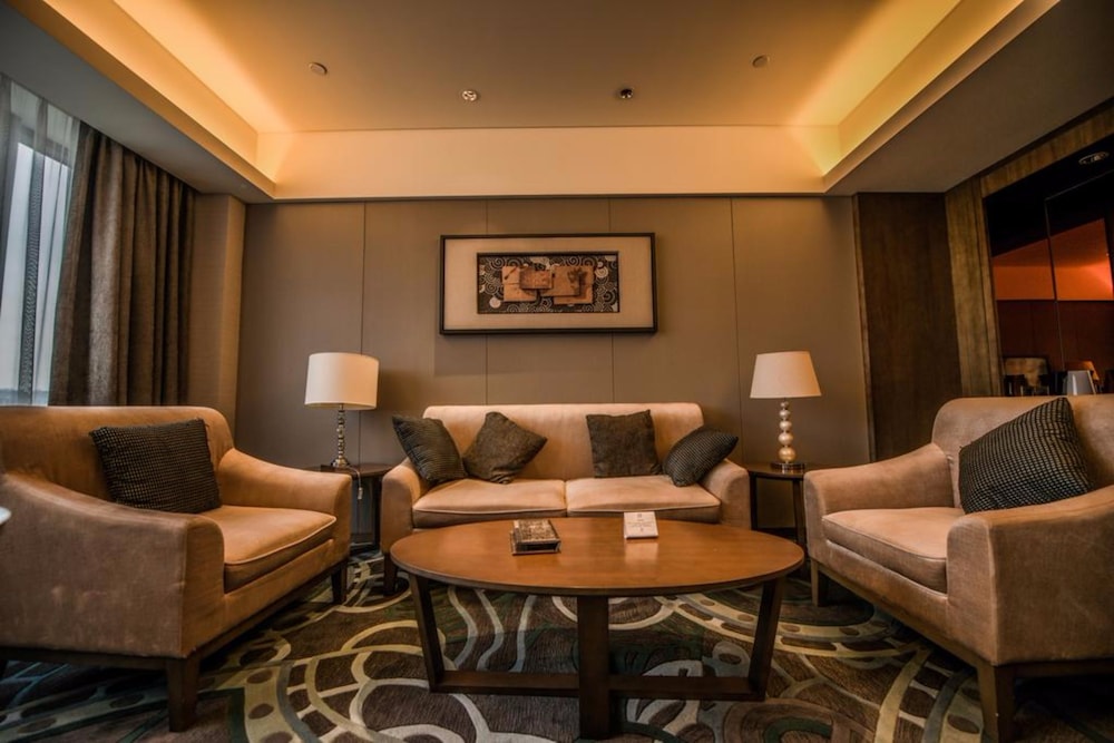 Maya Gleetour Hotel Wuhan OCT 26/50