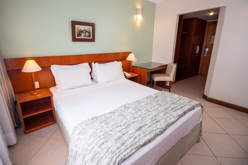 STANDARD, DOUBLE BED