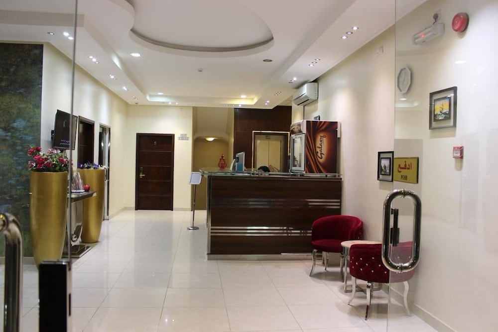 Al Amoria Apartments 6/21