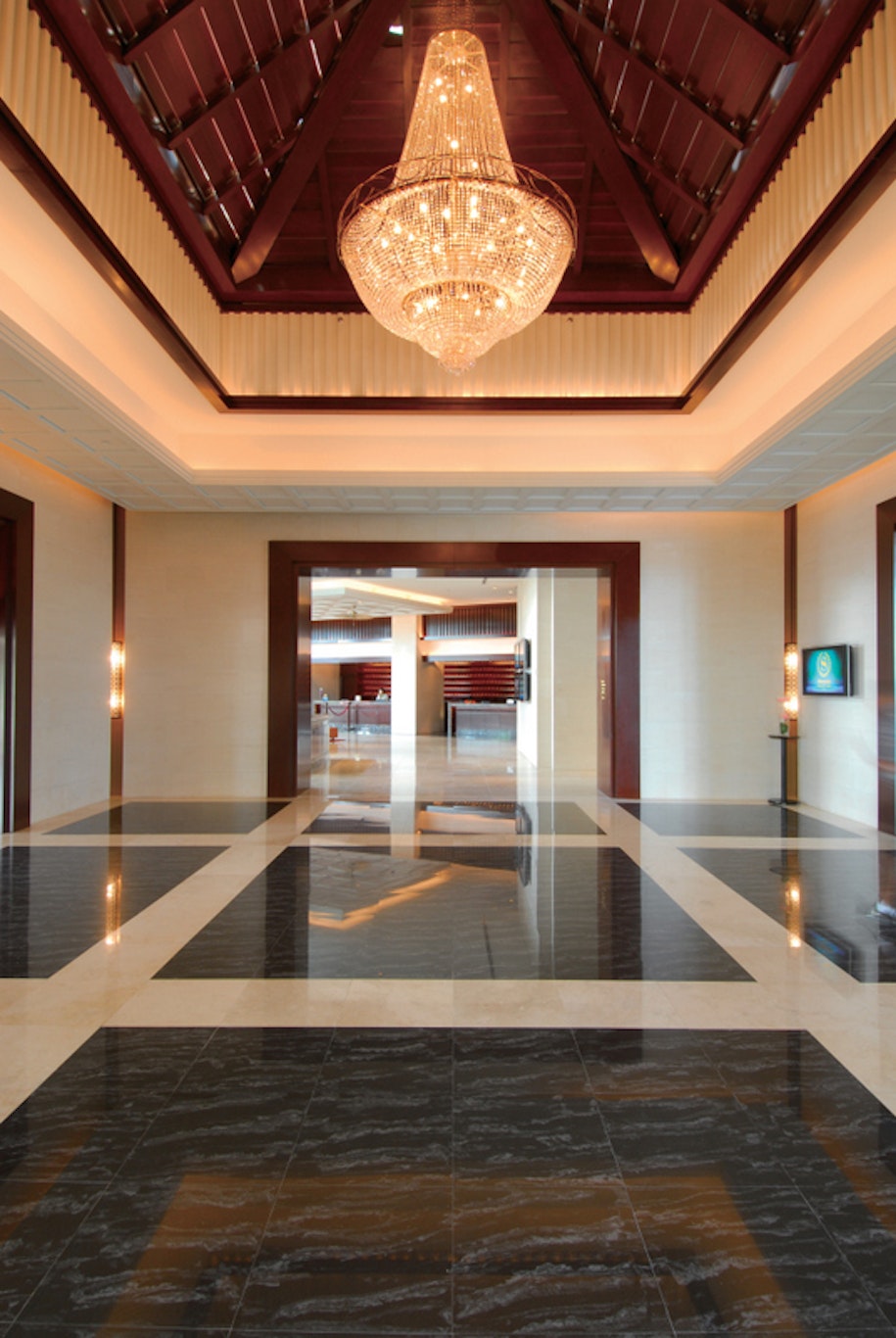 RIHGA Royal Laguna Guam Resort 24/50