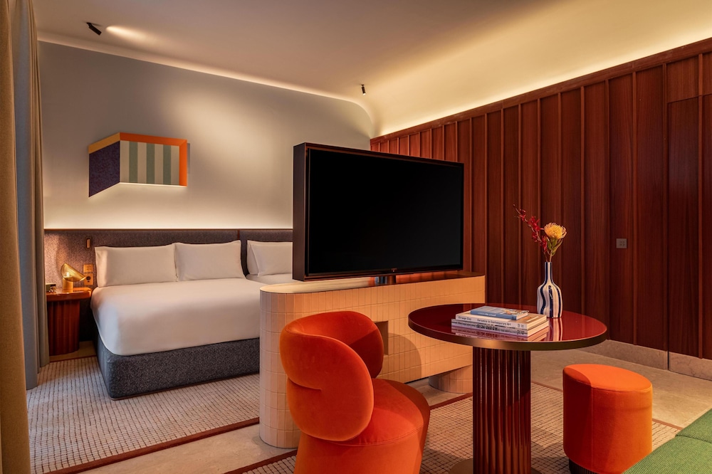 Andaz Lisbon 43/50