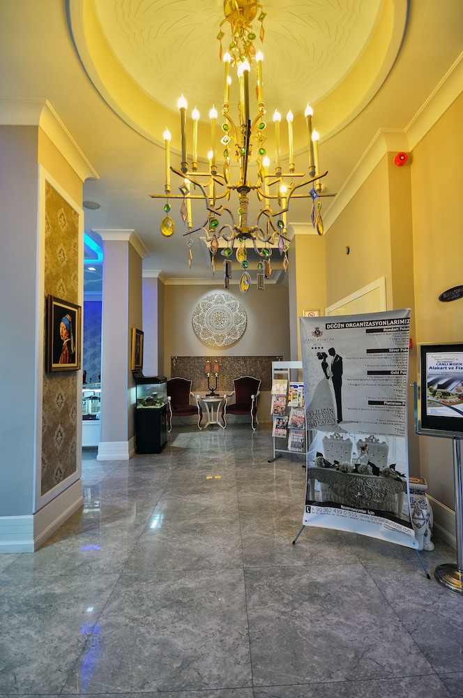 Grand Atakum Hotel 7/50