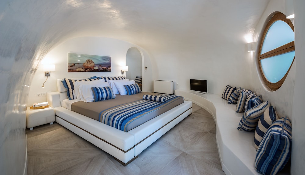 Elite Luxury Suites 13/50