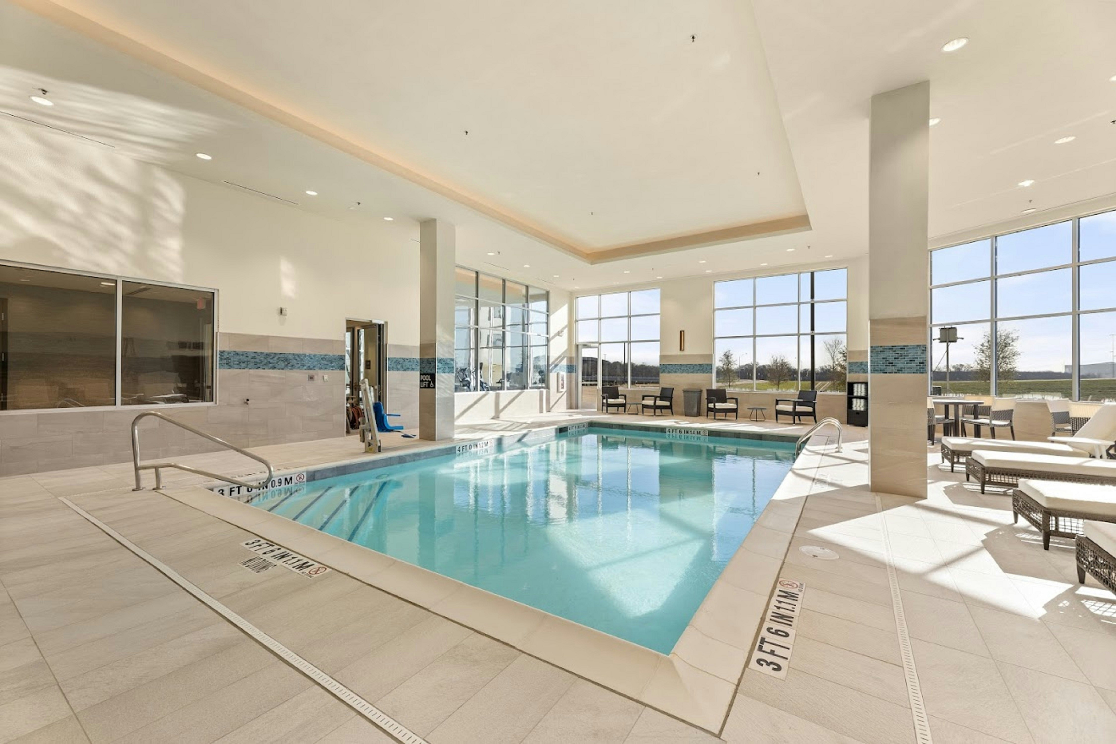 Embassy Suites by Hilton Irving Las Colinas 17/34