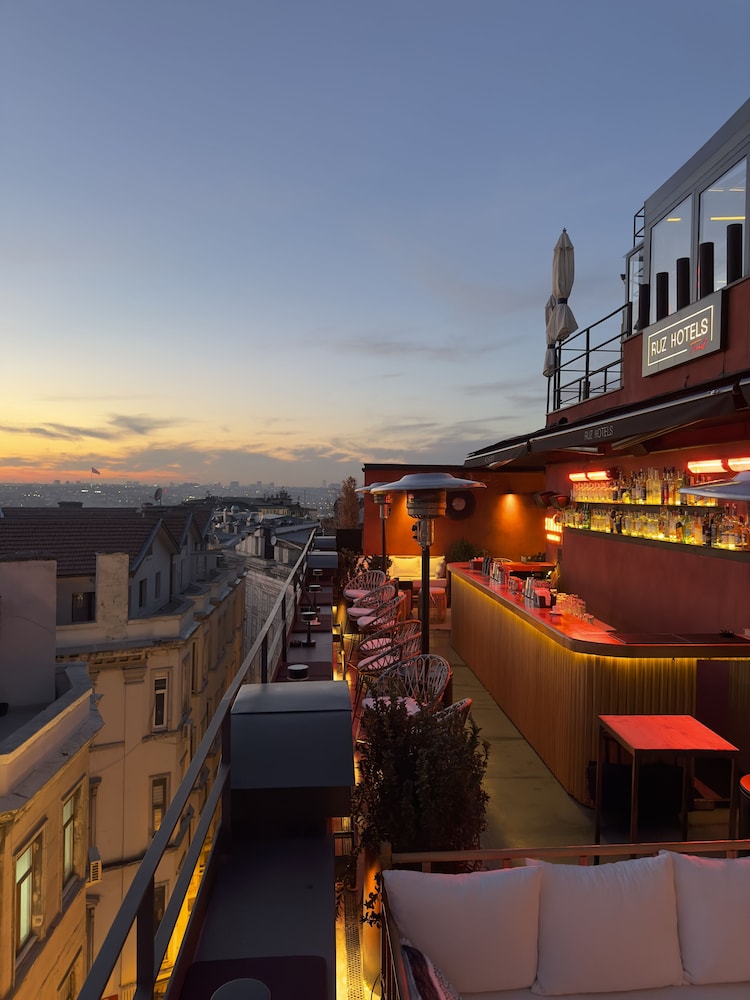 RUZ Hotels Tunel 3/48