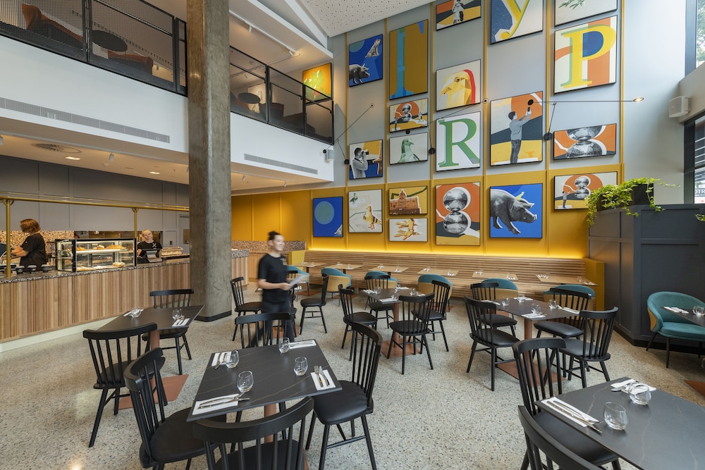 TRYP by Wyndham Pulteney Street Adelaide 54/66