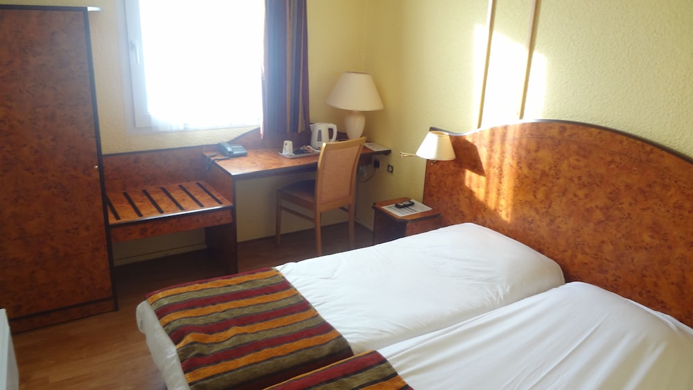 Logis Cottage Hotel 16/66