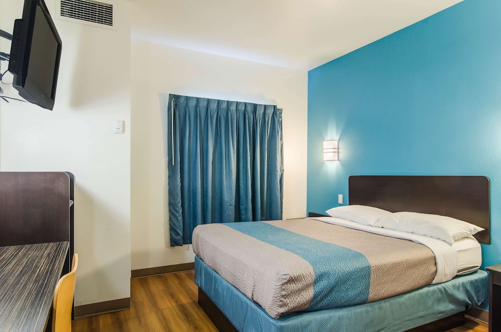 Motel6 Wheatland, WY 22/58
